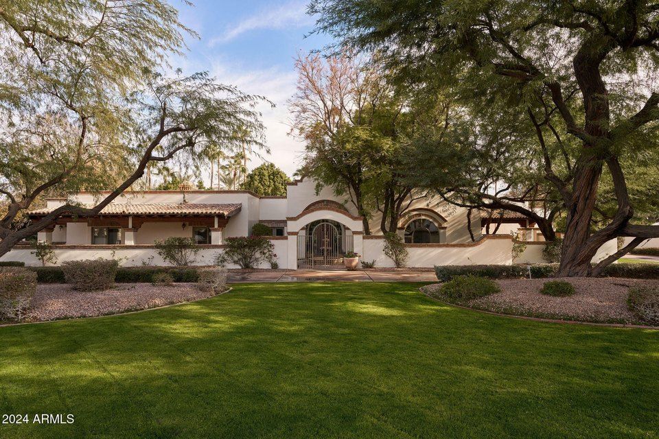 Exterior of 8145 N 68th St, Paradise Valley, AZ 85253